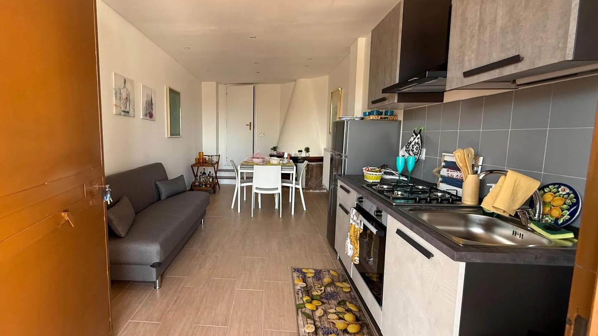 Villa Margot Mondello Palermo 0*,  Italia